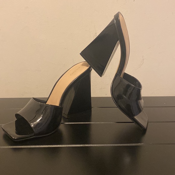 ALDO black heels - Picture 3 of 6